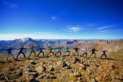 yoga mountain Attribute Zach Dischner lr